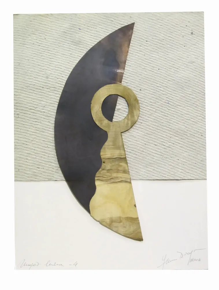 Artwork titled "Mujer luna-4" made with wood, copper, cardboard in the year 1997 by Juan Diego Miguel