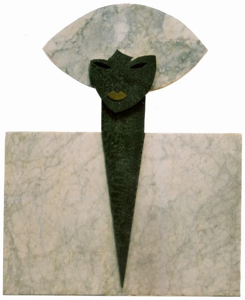 Artwork titled "Ines con sombrero-3" made with brass, cement, marble in the year 2000 by Juan Diego Miguel