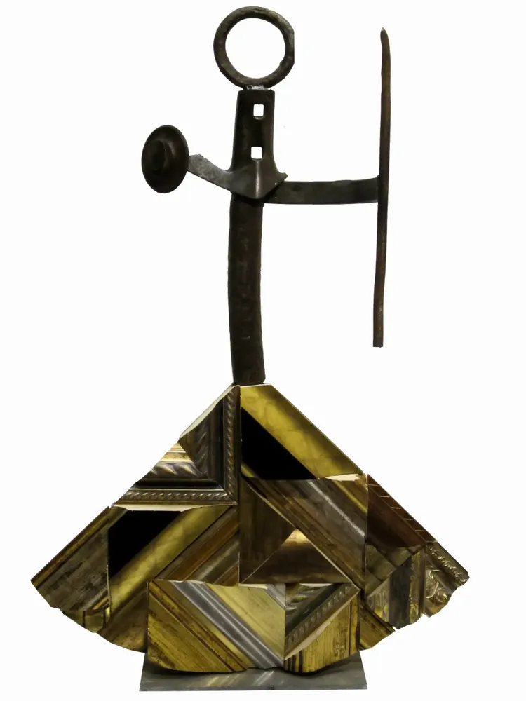 Artwork titled "Guerrero" made with iron, frames in the year 2012 by Juan Diego Miguel