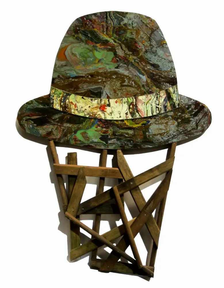 Artwork titled "Cabeza" made with synthetic enamelled paint, laminate, wood in the year 2014 by Juan Diego Miguel