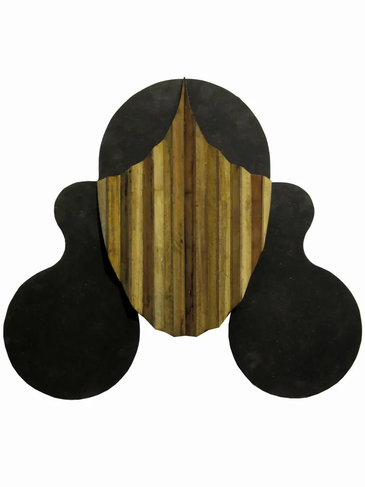 Artwork titled "Cabeza" made with wood, mdf in the year 2014 by Juan Diego Miguel