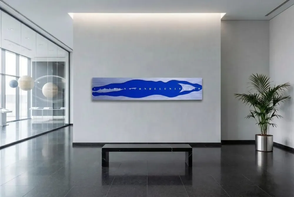 Artwork titled "La extension del universo" made with methacrylate, silver leaf, high density plank in the year 2015 by Juan Diego Miguel