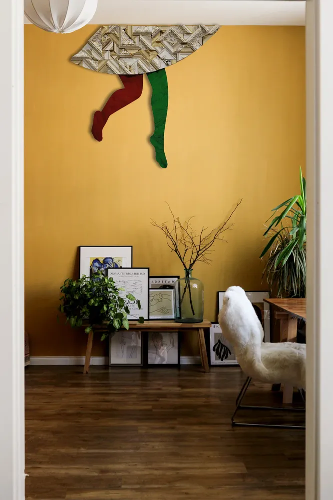 Artwork titled "El vuelo de tu falda" made with synthetic enamelled paint, laminate, frames in the year 2022 by Juan Diego Miguel