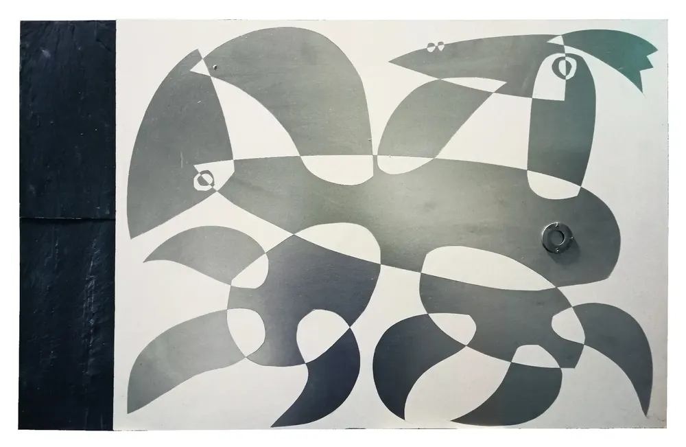 Artwork titled "Pajaro-pez" made with slate stone, iron, synthetic enamelled paint, mdf in the year 2022 by Juan Diego Miguel