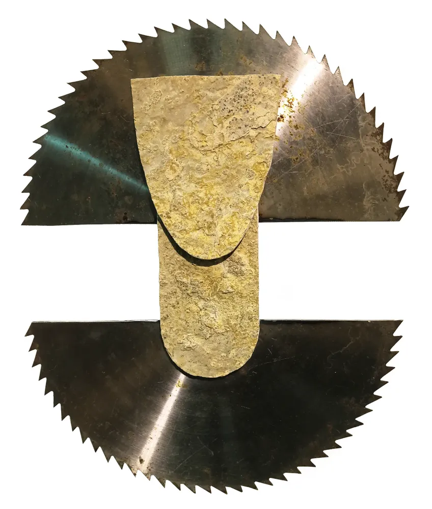 Artwork titled "Personaje" made with limestone, iron in the year 2022 by Juan Diego Miguel