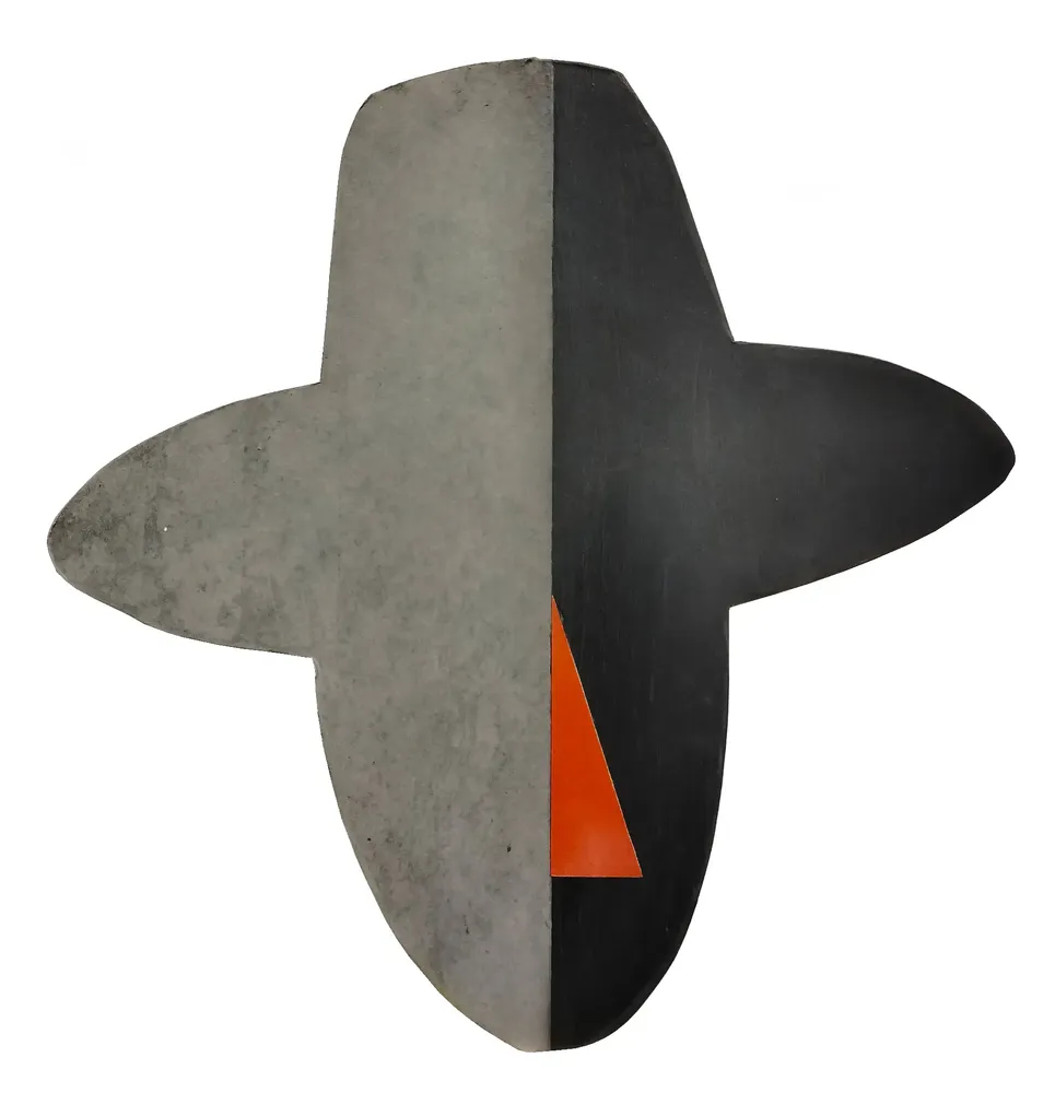 Artwork titled "Nariz R" made with synthetic enamelled paint, laminate, cardboard in the year 2023 by Juan Diego Miguel