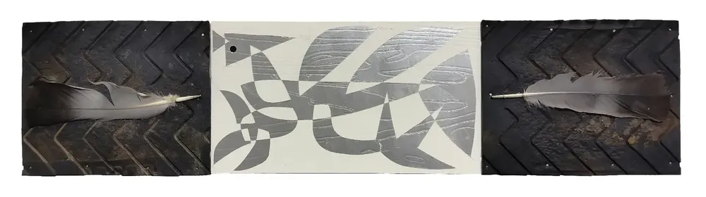 Artwork titled "Pluma-E" made with feathers, rubber, synthetic enamelled paint, laminate in the year 2023 by Juan Diego Miguel