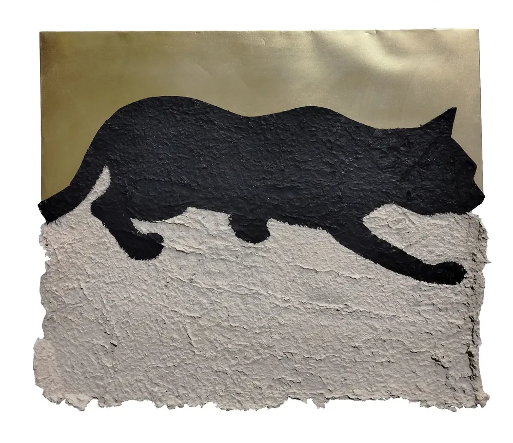 Artwork titled "Gato" made with brass, paper, synthetic enamelled paint in the year 2023 by Juan Diego Miguel