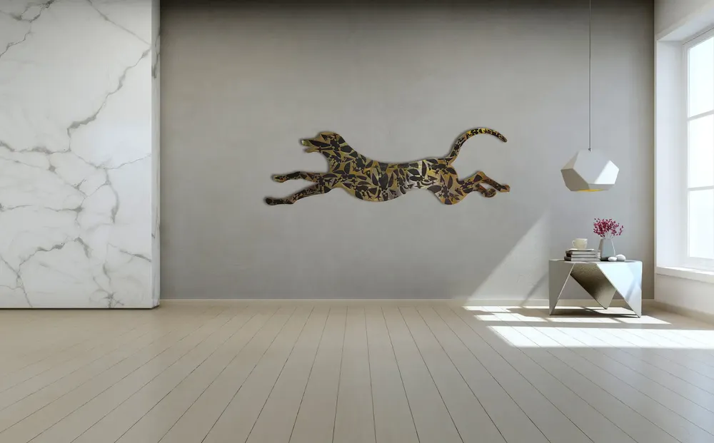 Artwork titled "Espantando pajaros" made with brass, iron in the year 2024 by Juan Diego Miguel