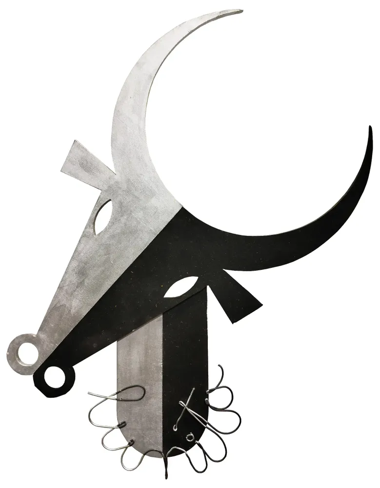 Artwork titled "Lunita" made with synthetic enamelled paint, plywood, mdf, iron in the year 2024 by Juan Diego Miguel