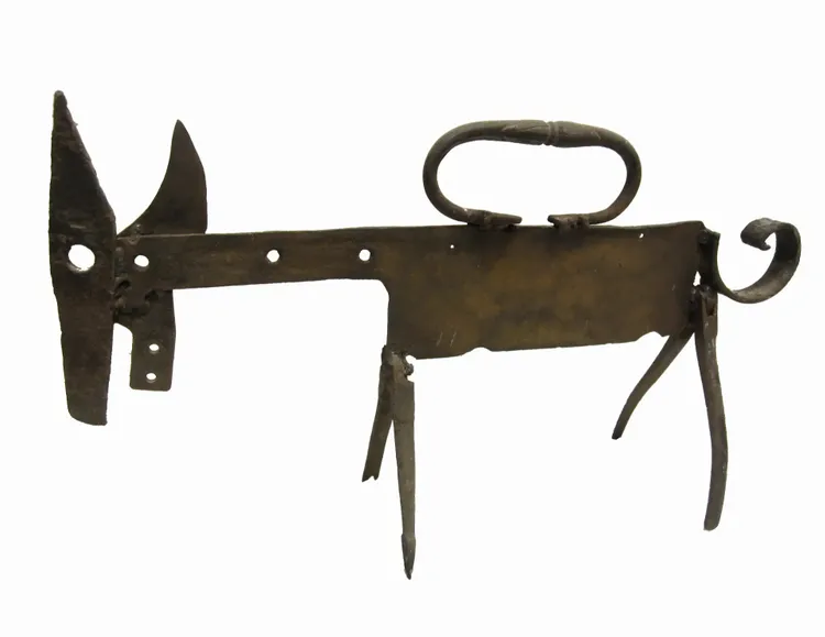 Artwork titled "Burro con asa" made with undefined in the year 1997 by Juan Diego Miguel