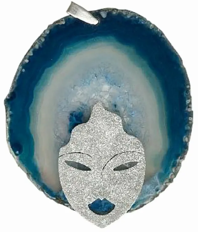 Artwork titled "Cara de plata-66" made with undefined in the year 2003 by Juan Diego Miguel
